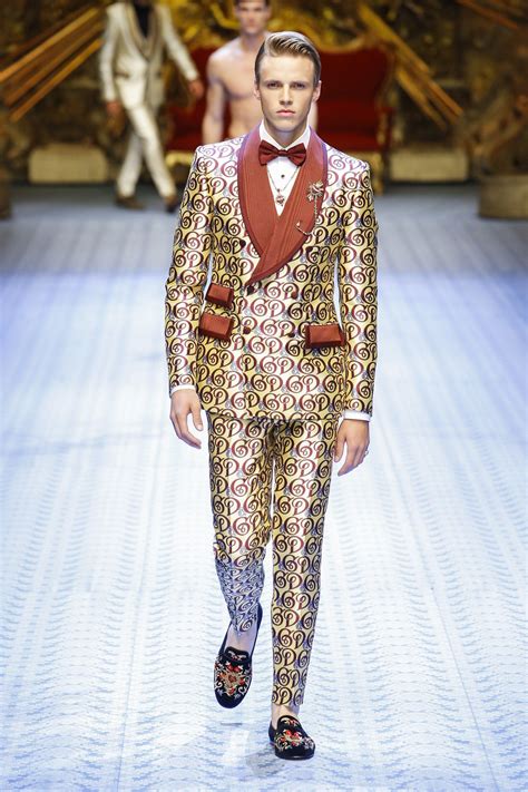 Dolce & Gabbana Spring 2019 Menswear Fashion Show 